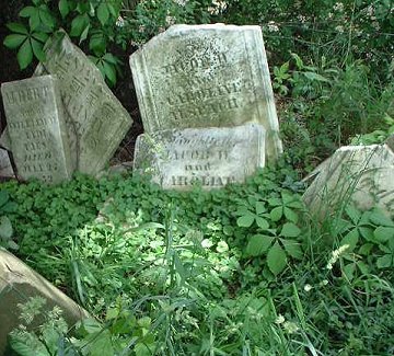 Old Betzer Cemetery, photo courtesy of Cheryl Wheeler, 2005