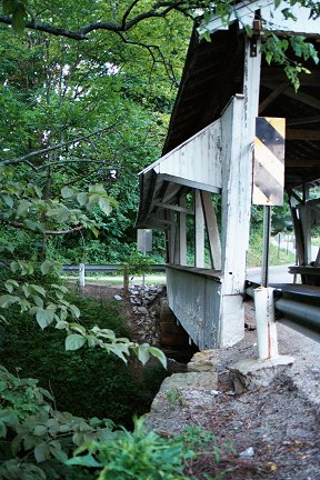 Rock Mill Bridge, Fairfield County, Ohio.  Photo ca 2001 by D. Beckham
