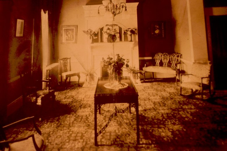 Inside the Great Southern Hotel